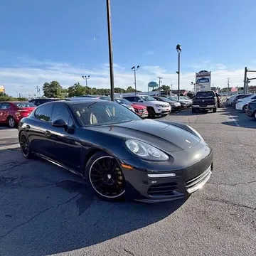 2016 Porsche Panamera
