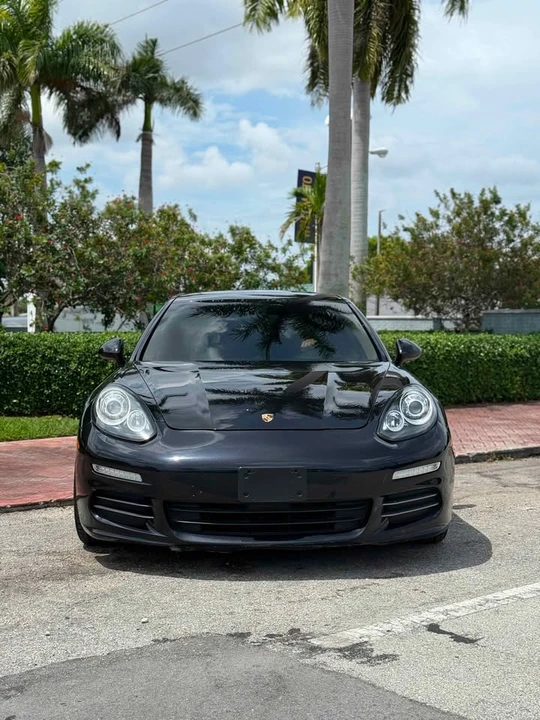 2016 Porsche Panamera - Image 2 of 12