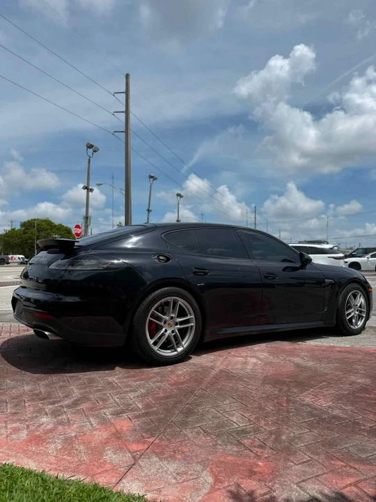 2016 Porsche Panamera - Image 4 of 12