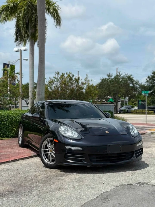 2016 Porsche Panamera - Image 3 of 12