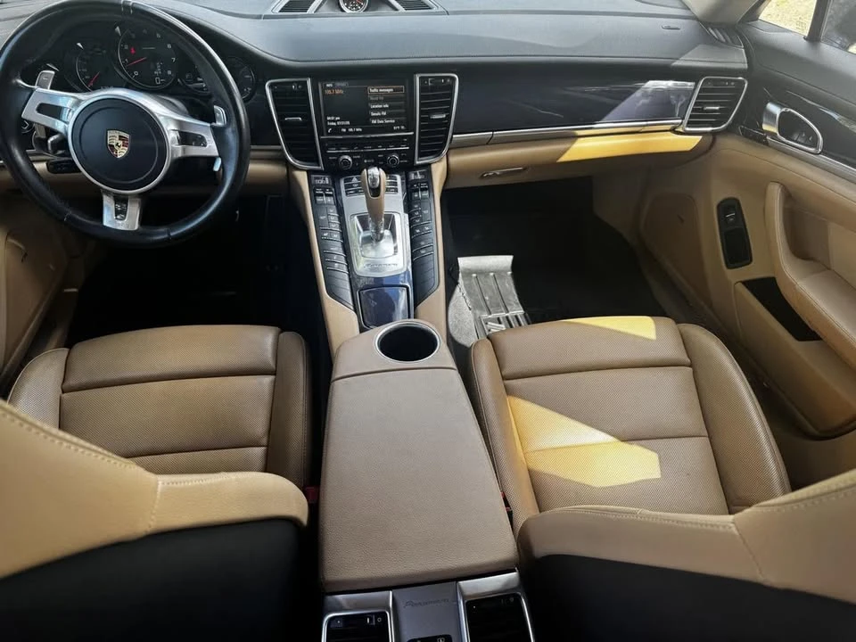 2016 Porsche Panamera - Image 10 of 14