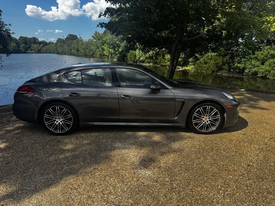 2016 Porsche Panamera - Image 2 of 14