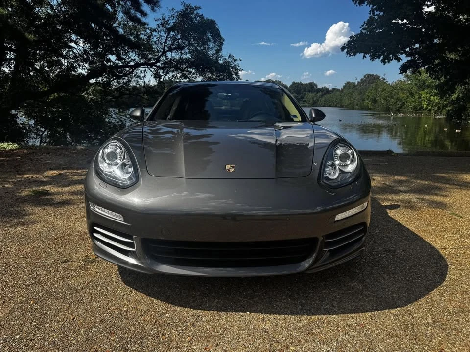 2016 Porsche Panamera - Image 8 of 14