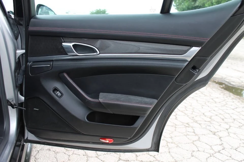 2016 Porsche Panamera - Image 20 of 20
