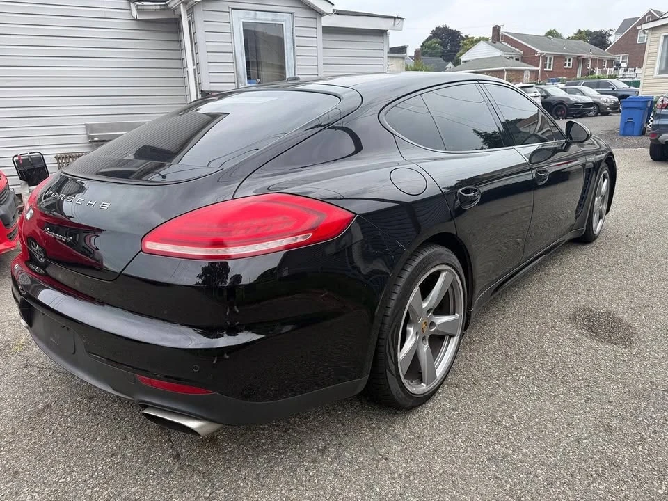 2016 Porsche Panamera - Image 3 of 5
