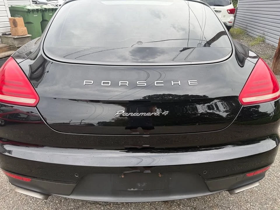 2016 Porsche Panamera - Image 4 of 5