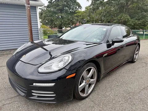 2016 Porsche Panamera