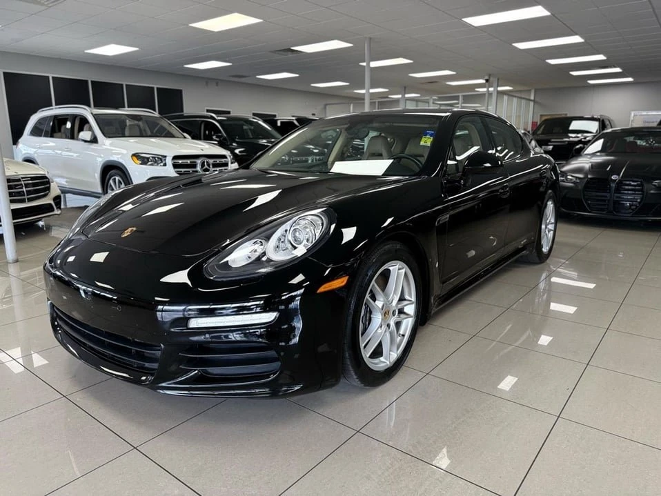 2016 Porsche Panamera - Image 9 of 20