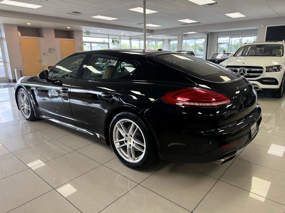 2016 Porsche Panamera - Image 7 of 20