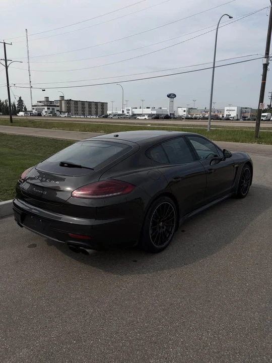 2016 Porsche Panamera - Image 3 of 11