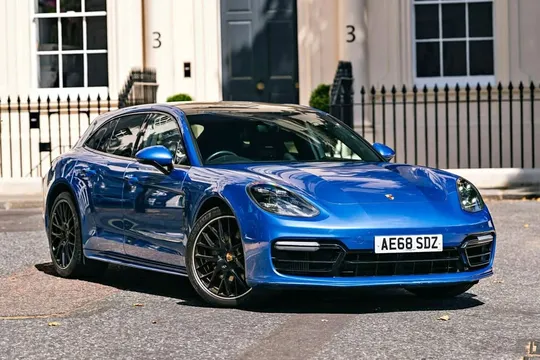 2016 Porsche Panamera