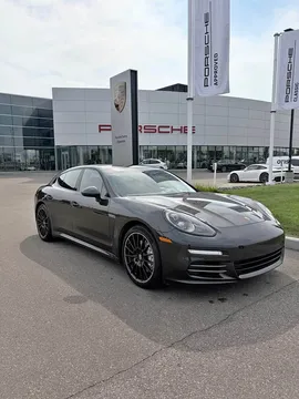 2016 Porsche Panamera