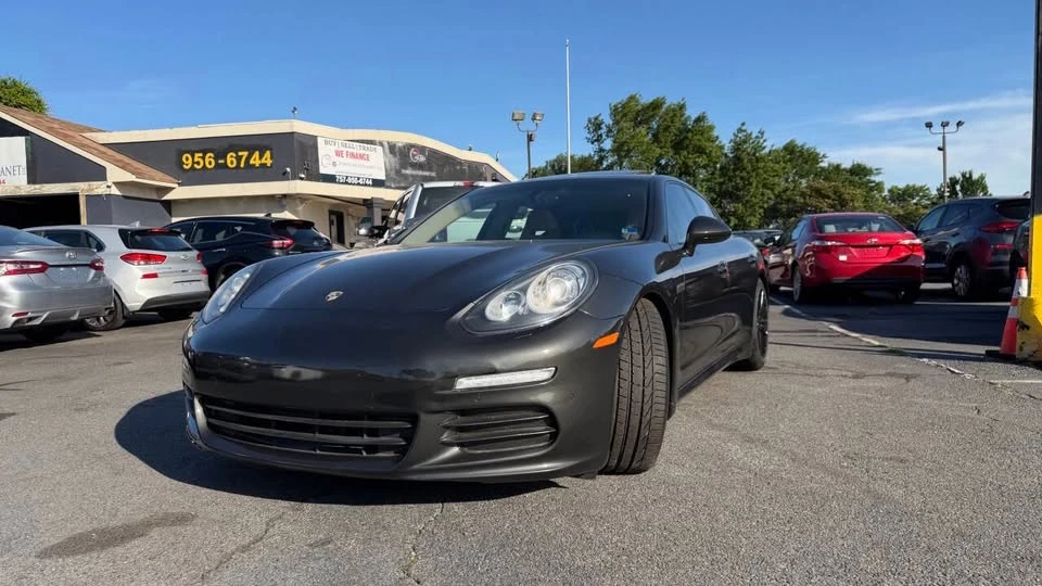 2016 Porsche Panamera - Image 17 of 20