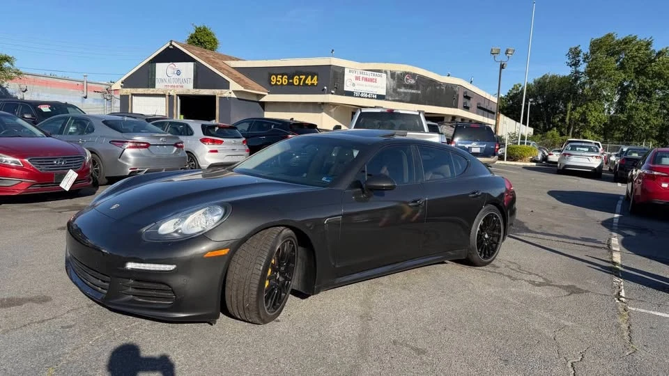 2016 Porsche Panamera - Image 3 of 20