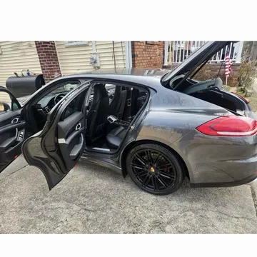2016 Porsche Panamera