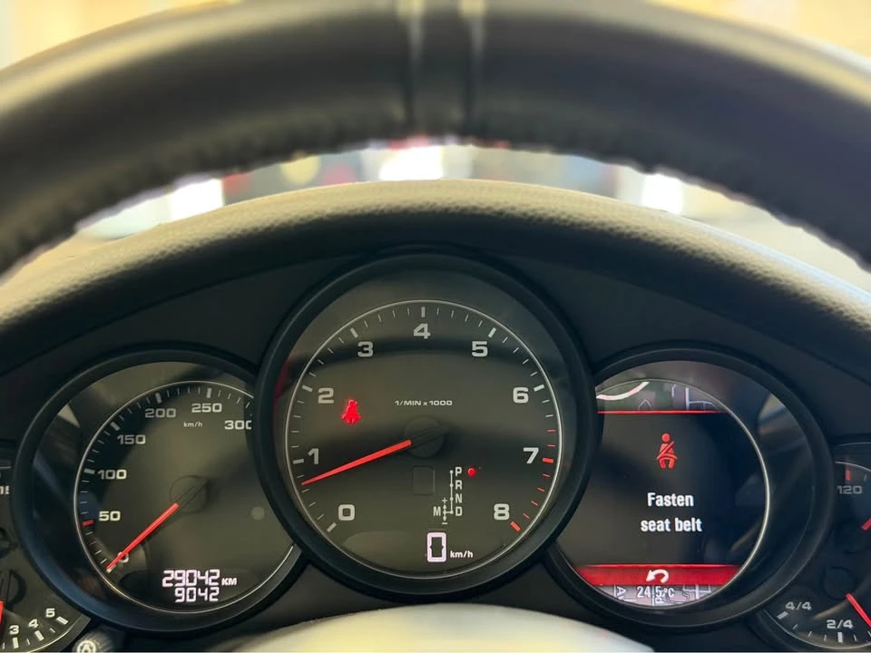 2016 Porsche Panamera - Image 11 of 16