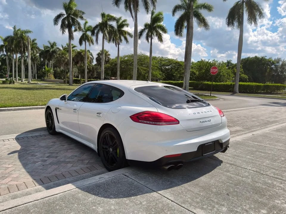 2016 Porsche Panamera - Image 20 of 20