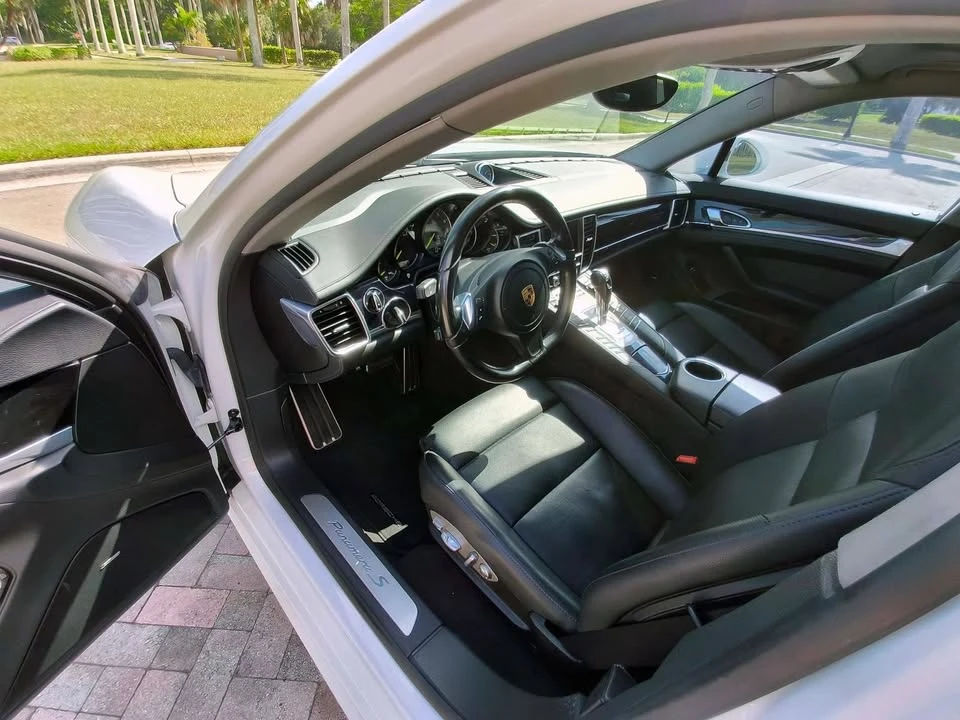 2016 Porsche Panamera - Image 6 of 20
