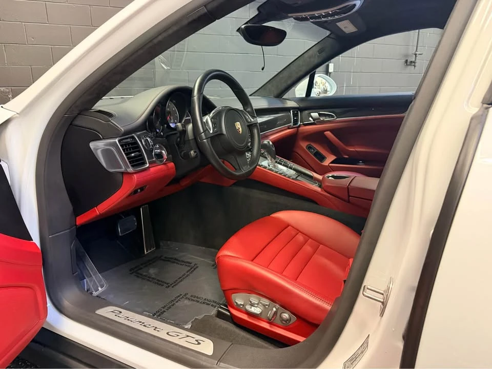 2016 Porsche Panamera - Image 10 of 20