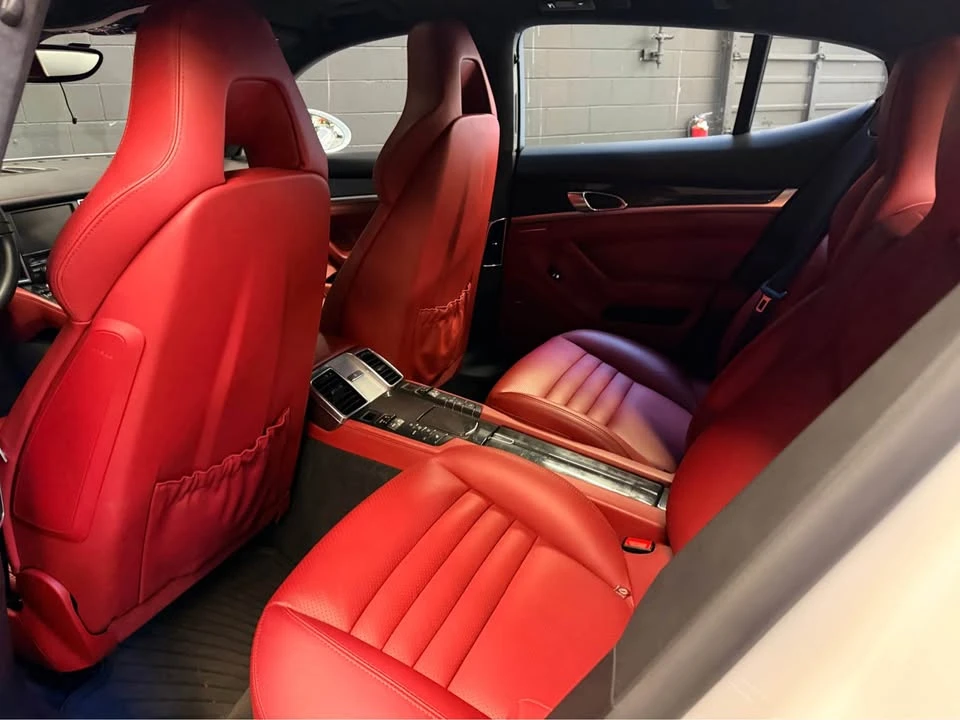 2016 Porsche Panamera - Image 16 of 20