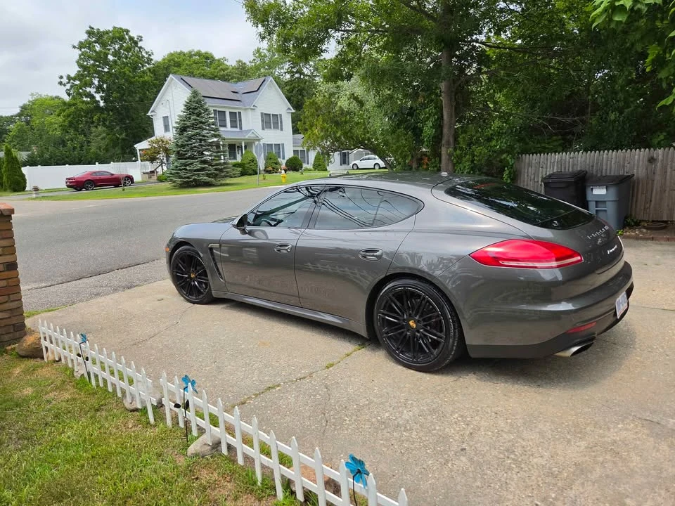 2016 Porsche Panamera - Image 10 of 10