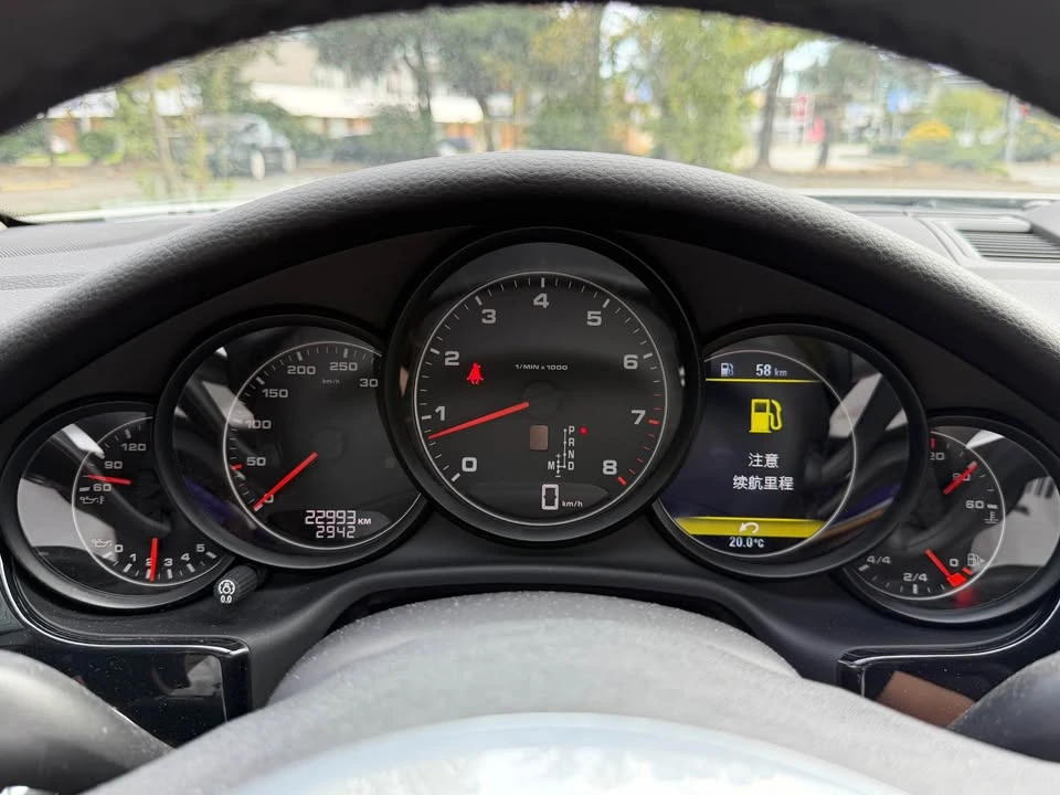 2016 Porsche Panamera - Image 13 of 15