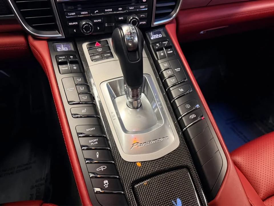 2016 Porsche Panamera - Image 13 of 20