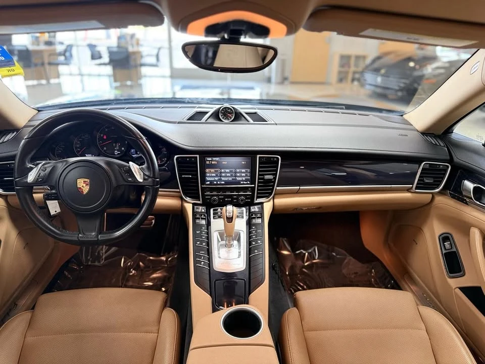 2016 Porsche Panamera - Image 13 of 20