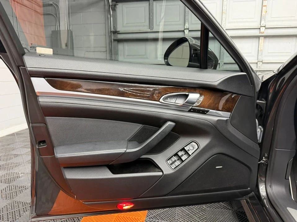 2016 Porsche Panamera - Image 11 of 20