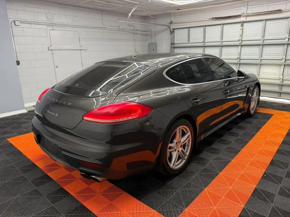 2016 Porsche Panamera - Image 9 of 20