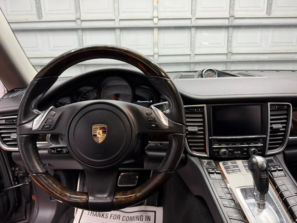 2016 Porsche Panamera - Image 14 of 20