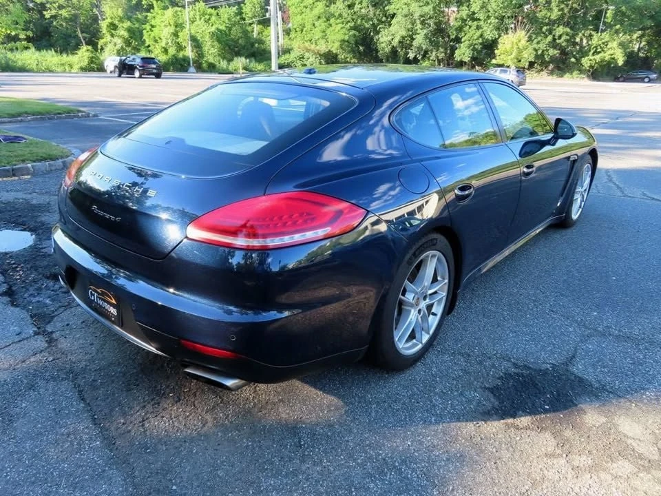 2016 Porsche Panamera - Image 18 of 20