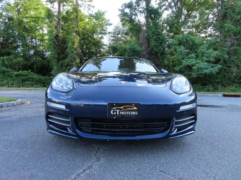2016 Porsche Panamera - Image 2 of 20