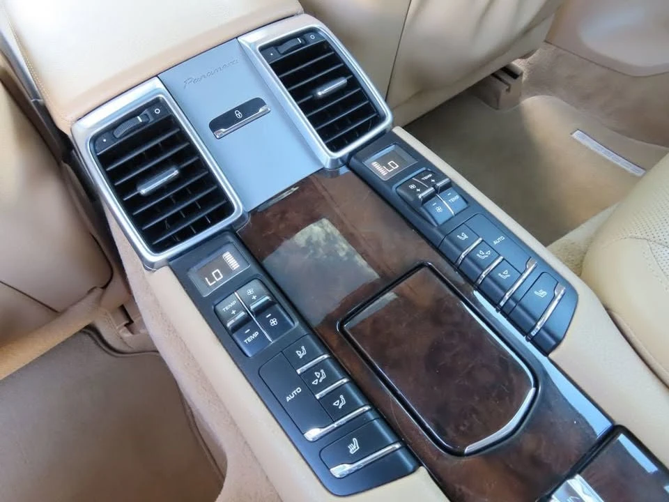 2016 Porsche Panamera - Image 7 of 20