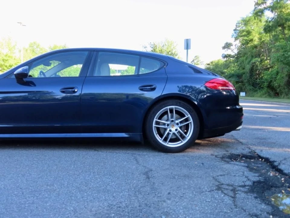 2016 Porsche Panamera - Image 12 of 20