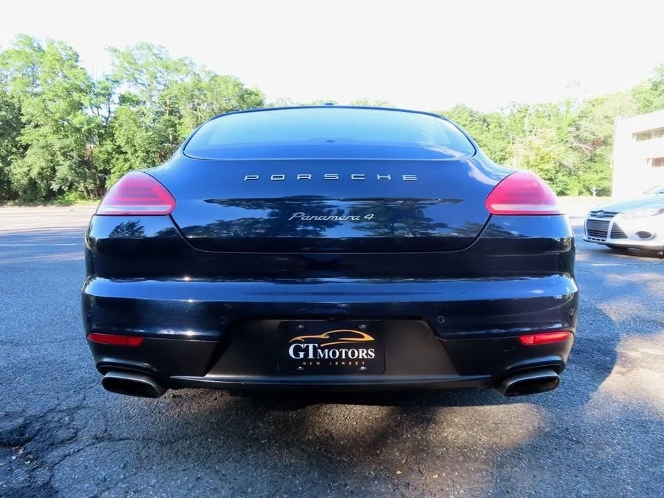 2016 Porsche Panamera - Image 14 of 20