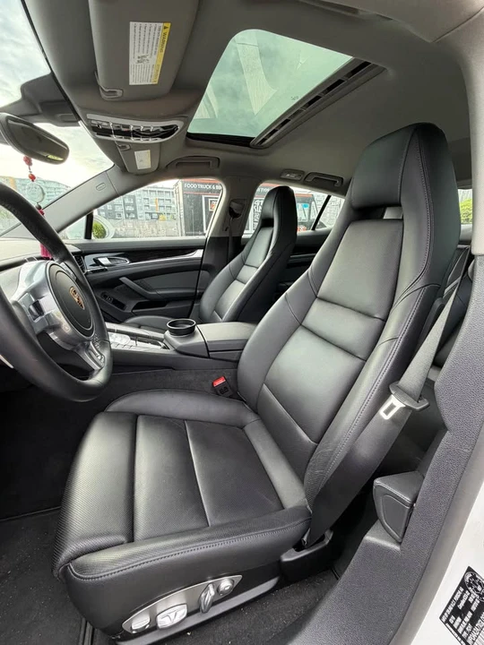 2016 Porsche Panamera - Image 9 of 15