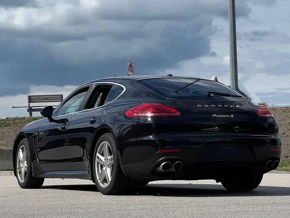2016 Porsche 970 Panamera S - Image 5 of 18