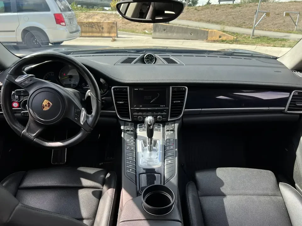 2016 Porsche 970 Panamera S - Image 11 of 18