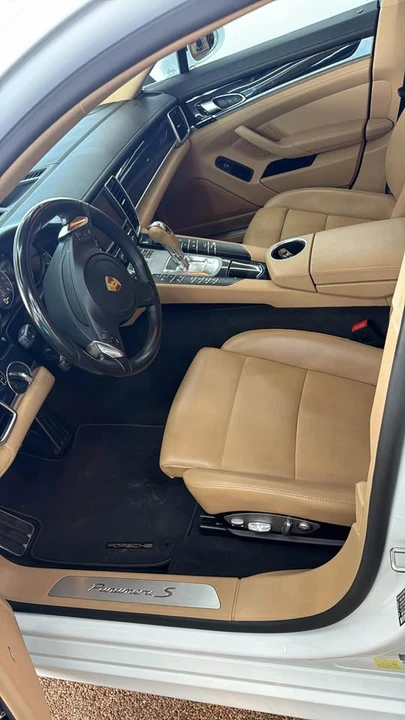 2016 Porsche 970 Panamera S - Image 4 of 5