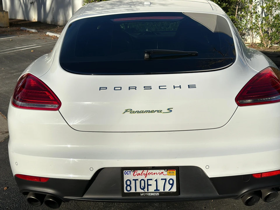 2016 Porsche 970 Panamera S - Image 25 of 31
