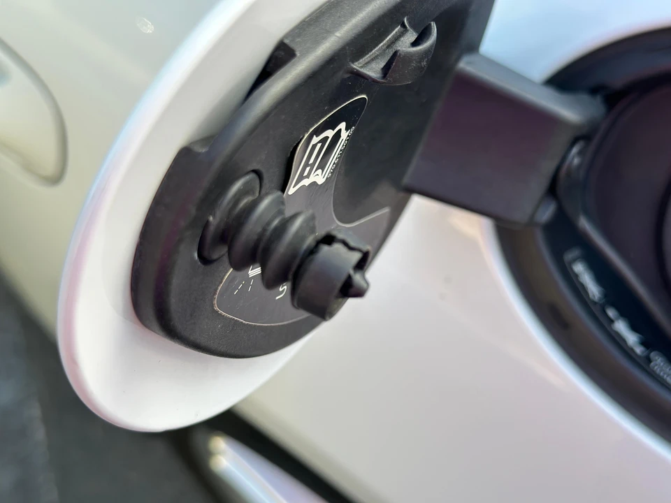 2016 Porsche 970 Panamera S - Image 24 of 31