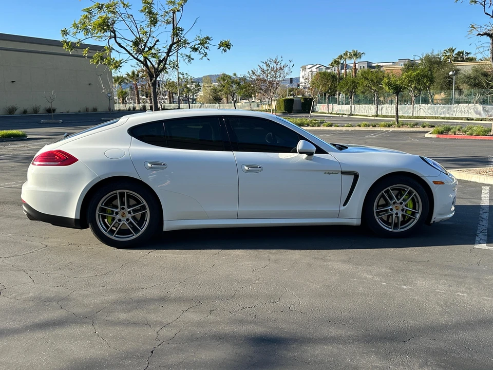 2016 Porsche 970 Panamera S - Image 12 of 31