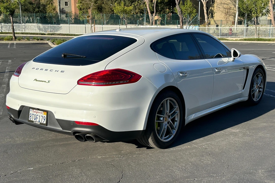 2016 Porsche 970 Panamera S - Image 11 of 31