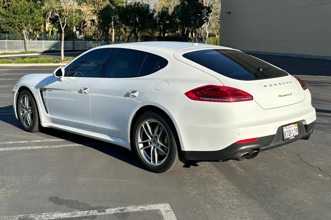 2016 Porsche 970 Panamera S - Image 4 of 31
