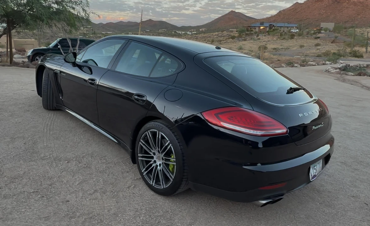2016 Porsche 970 Panamera S - Image 18 of 31