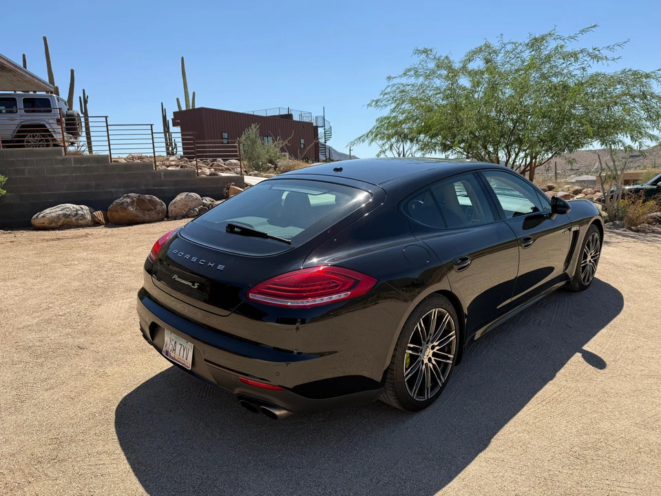 2016 Porsche 970 Panamera S - Image 9 of 31