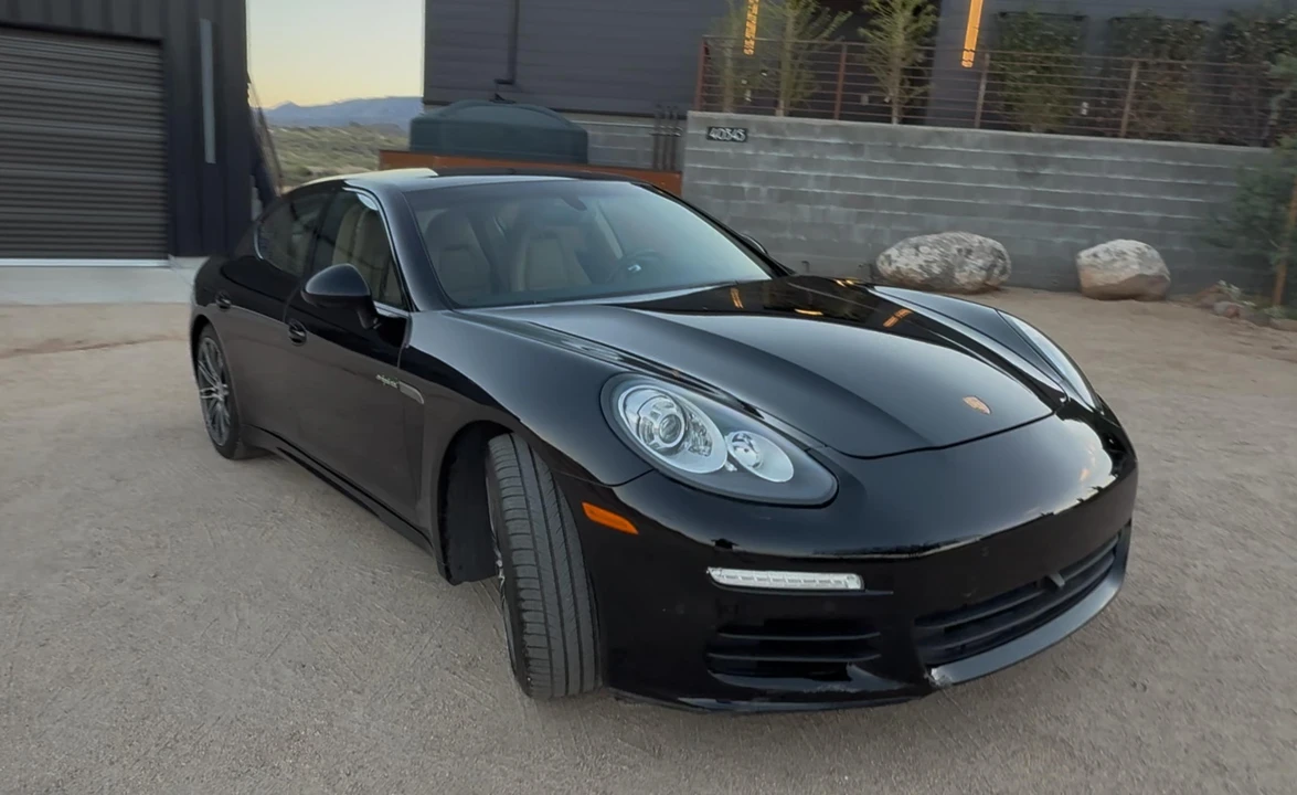 2016 Porsche 970 Panamera S - Image 25 of 31