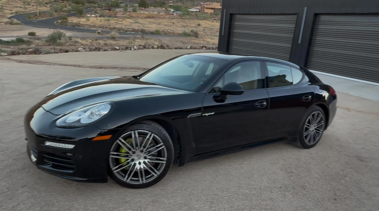 2016 Porsche 970 Panamera S - Image 15 of 31