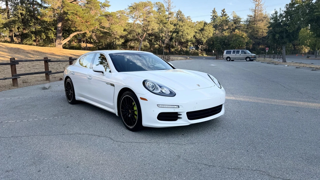 2016 Porsche 970 Panamera S - Image 19 of 31